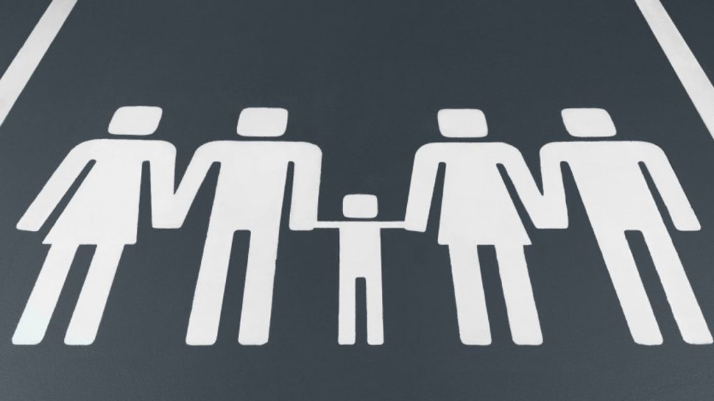Volvo redesenha sinalização de “estacionamento familiar” adaptando às novas famílias