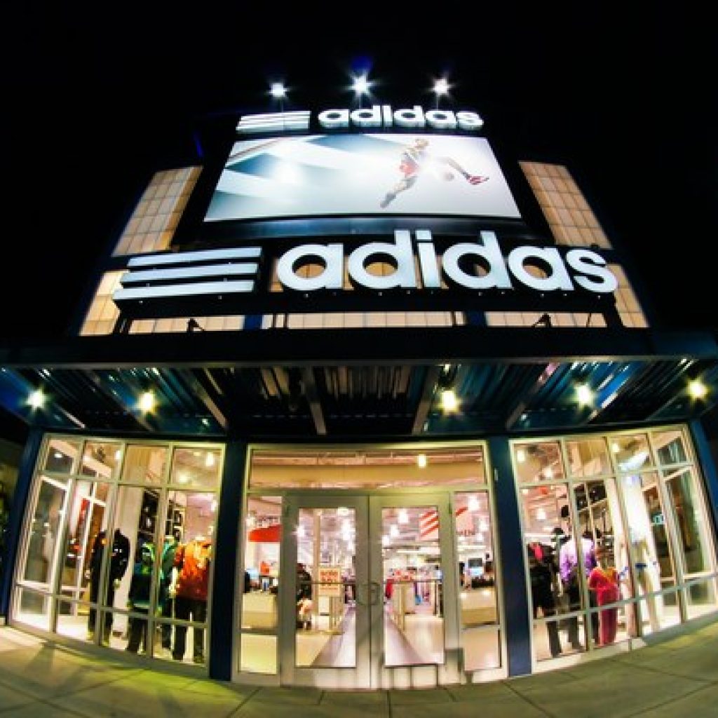Adidas sofre com falta de produtos e limitação no aumento das vendas